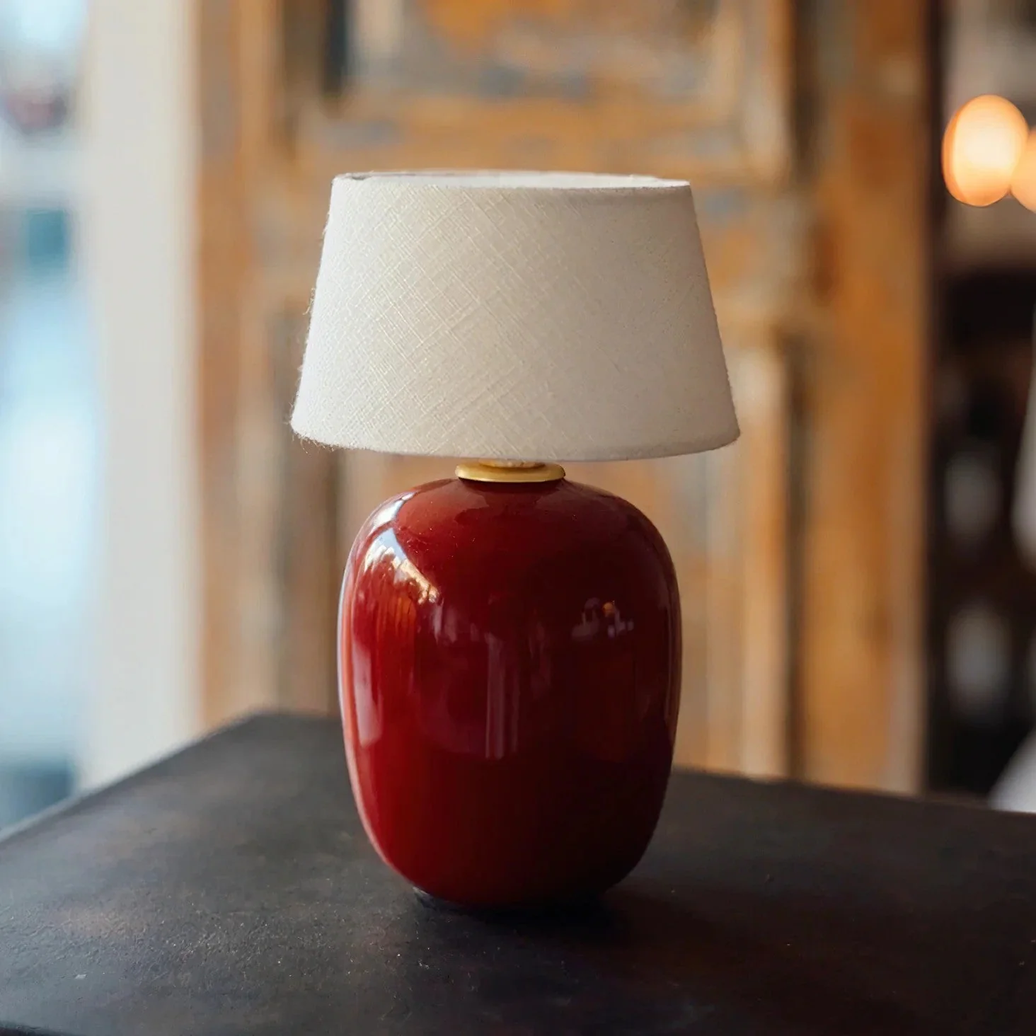 Torso Farmhouse Ceramic Table Lamp - Image 8