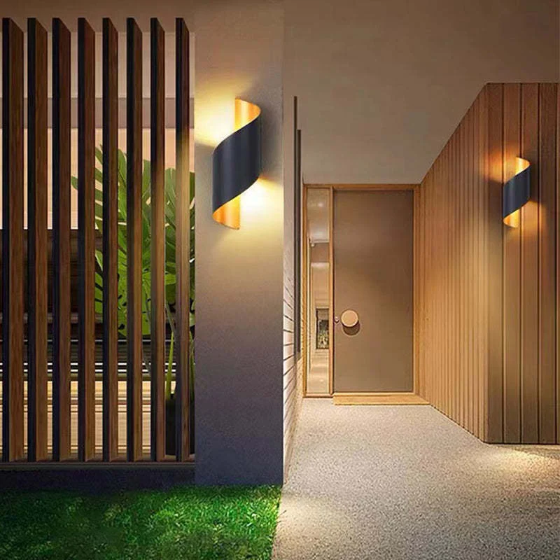 Travin Modern Conch Shape Spiral Outdoor Wall Lamp, Black/White/Gold - Image 4