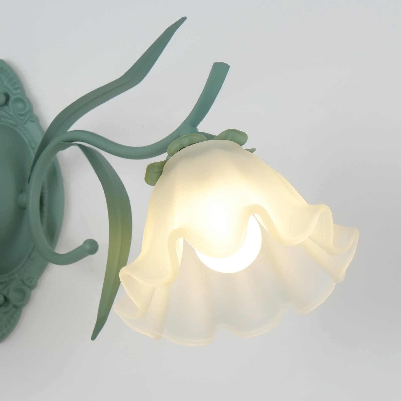 Travis Premium Nordic Art Flared Glass Wall Light - Image 12