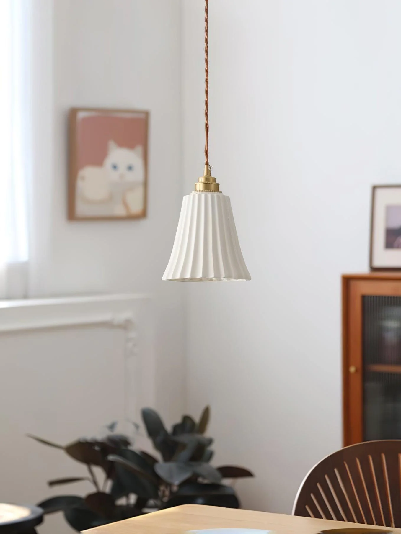 Ulcaris Premium Nordic Art Trumpet Ceramic Pendant Light - Image 8