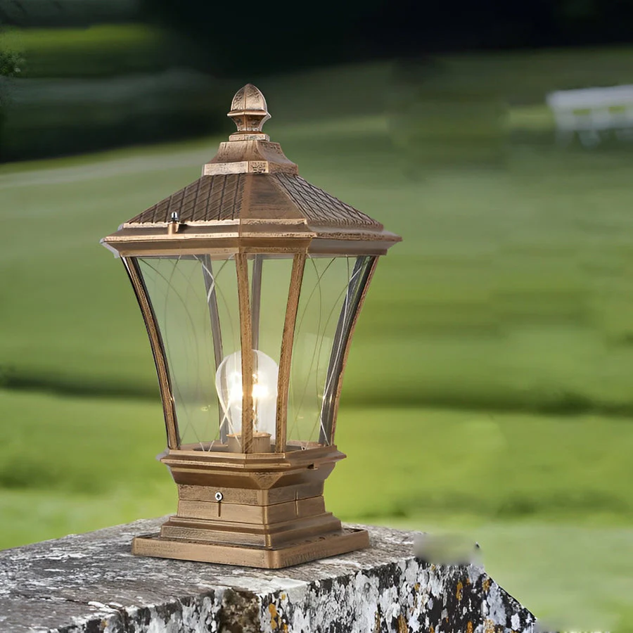 Ulric Vintage LED Retro Solar Outdoor Fence Post Lights - Image 8
