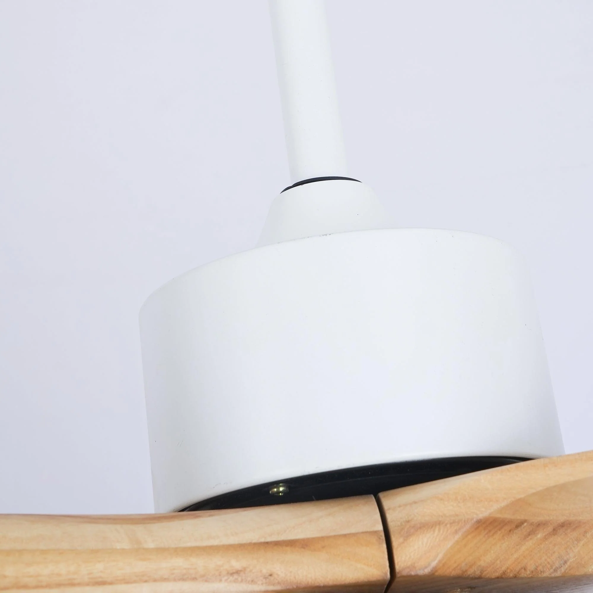 Utalis Elegance Natural Ceiling Fan Light - Image 7