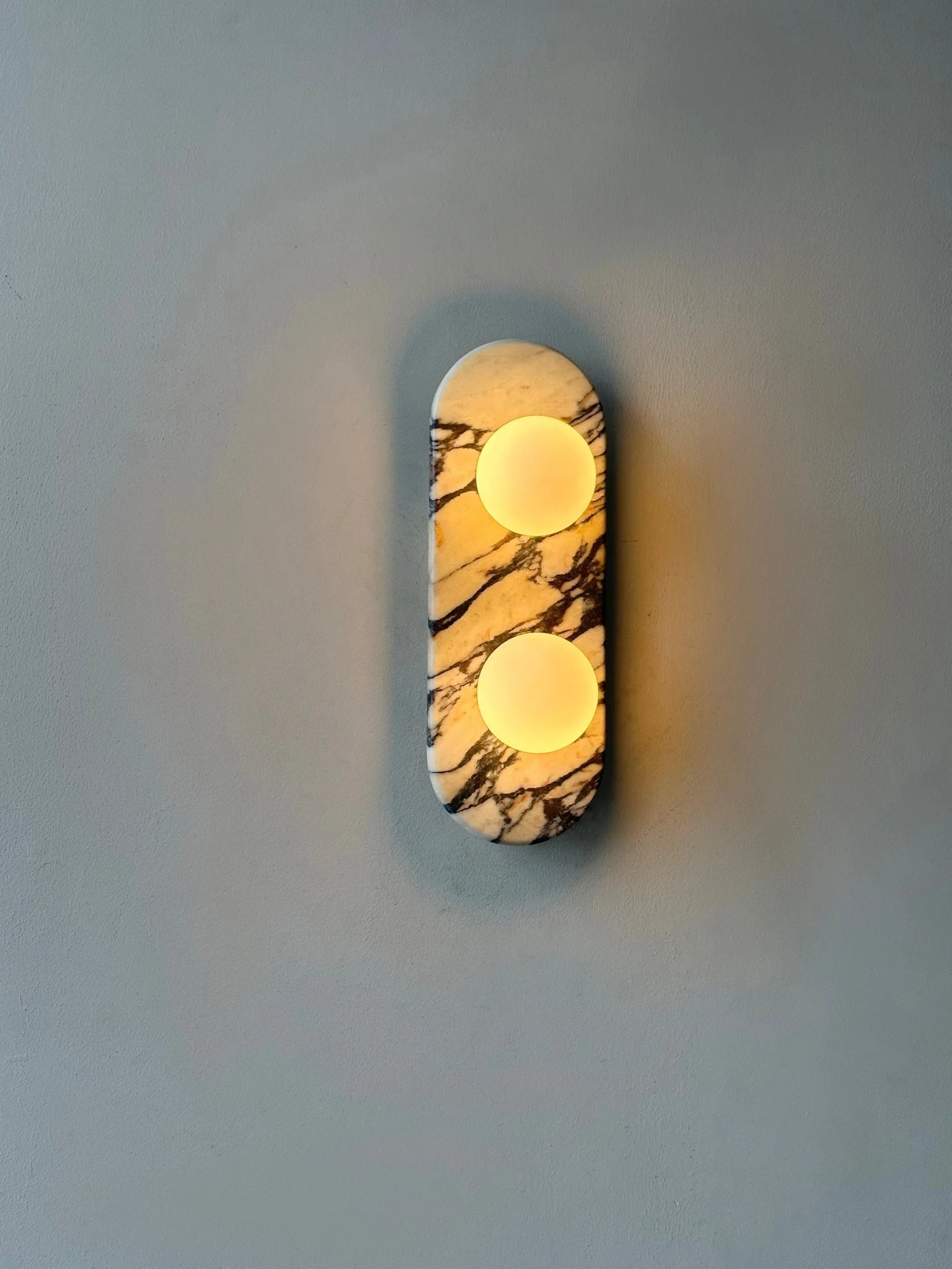 Utheisra Elegance Unique Glass Marble Wall Lamp - Image 3