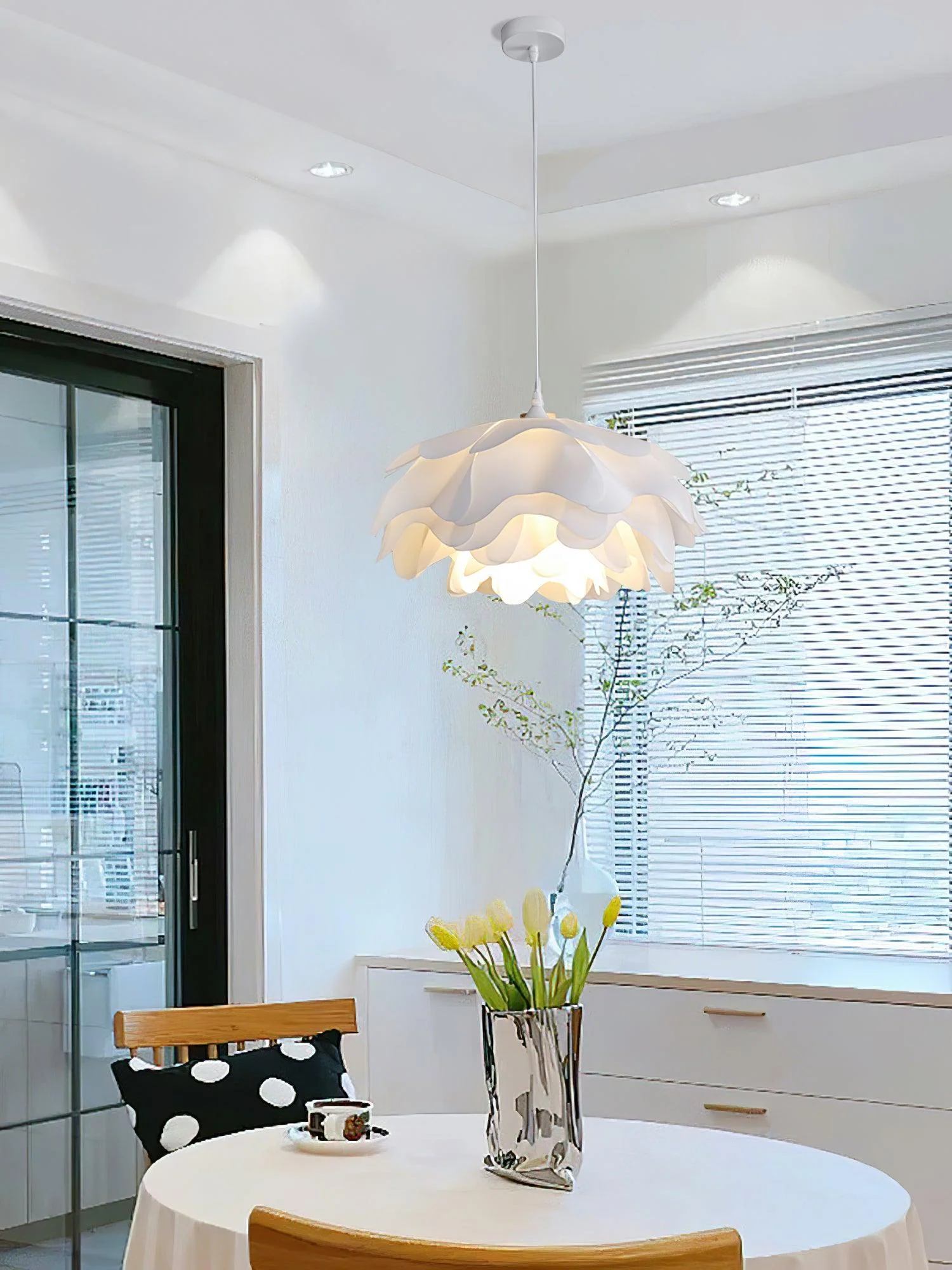 Velace Floral Pendant Lamp - Image 7