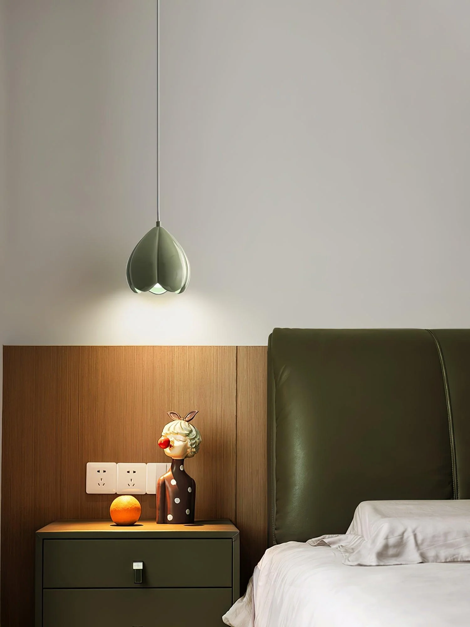 Velara Resin Artistic Pendant Lamp - Image 15