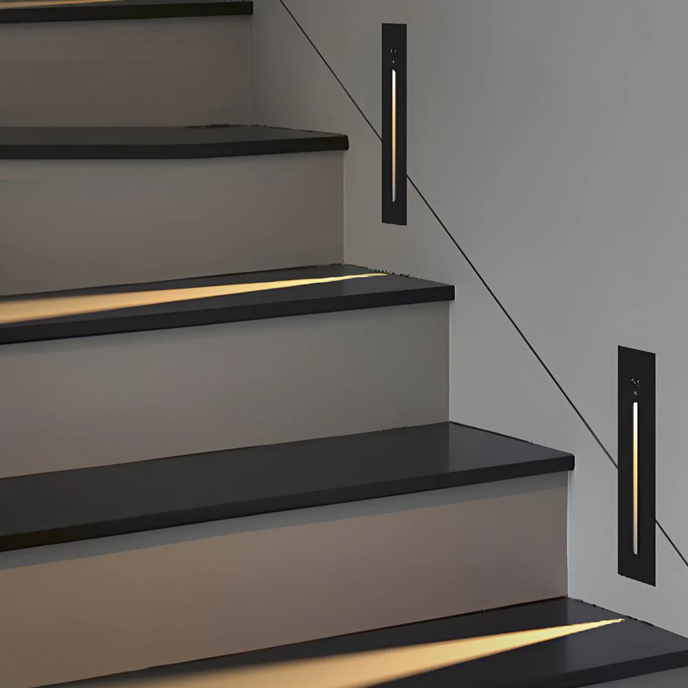 Emmanu Vertical Contemporary Outdoor Steps Lamp - Image 10