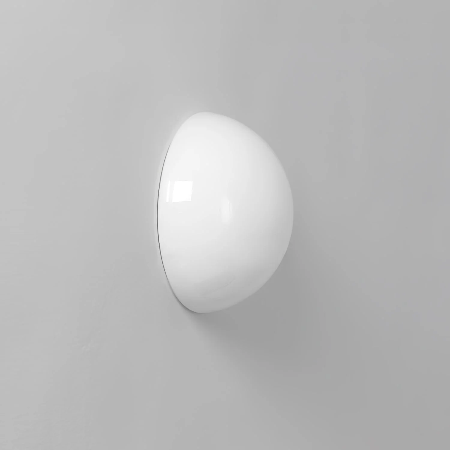 Vesilis Modern Minimalist Glass Wall Lamp - Image 3