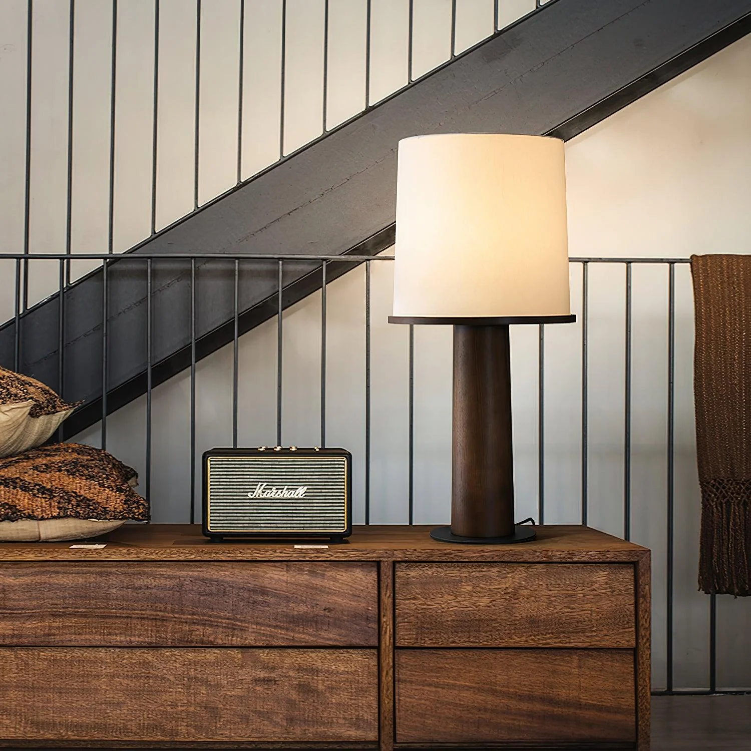 Vesper Minimalist Wood Table Lamp - Image 4