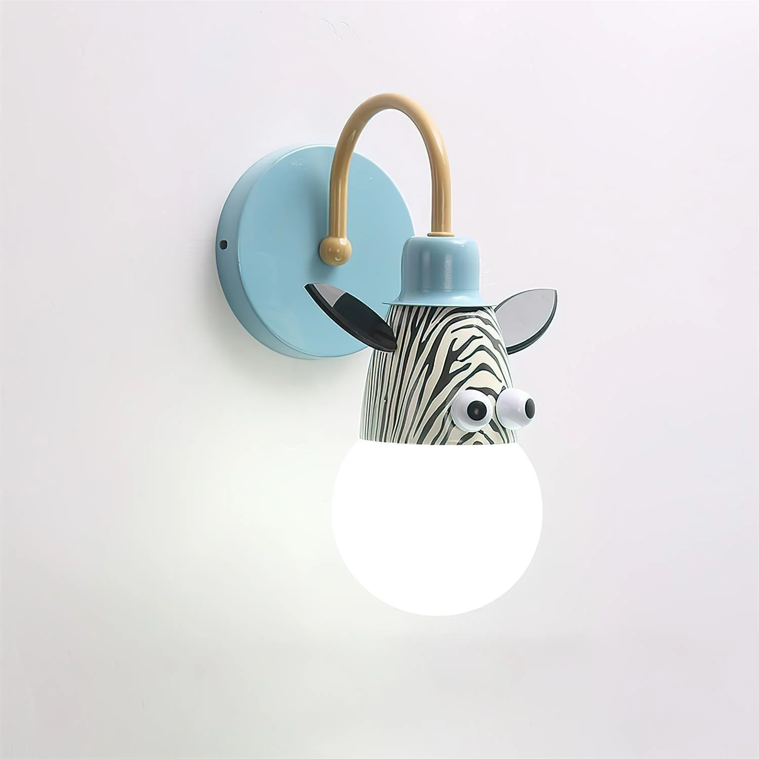 Vespice Artistic Playful Wall Lamp - Image 4