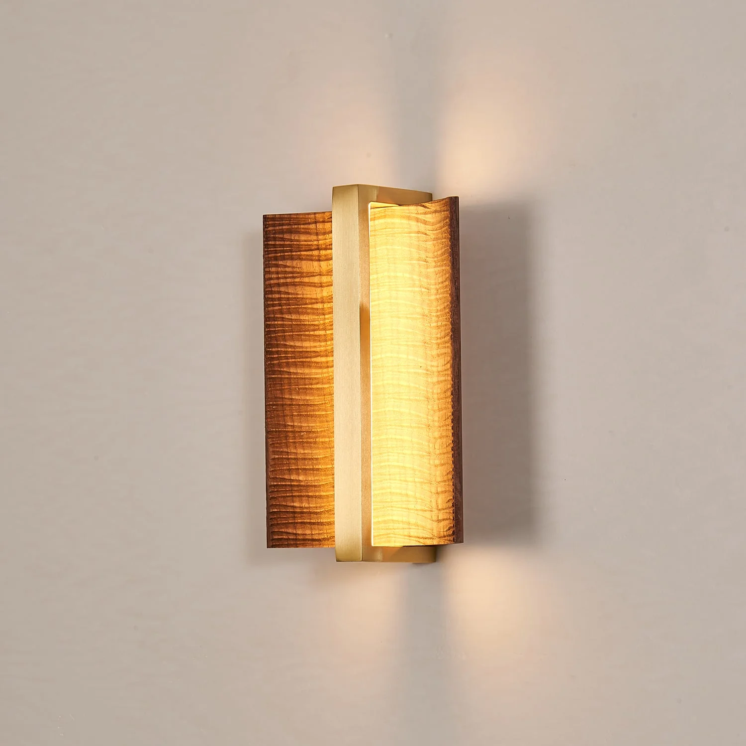 Vevinir Premium Nordic Art Wood Wall Light - Image 7