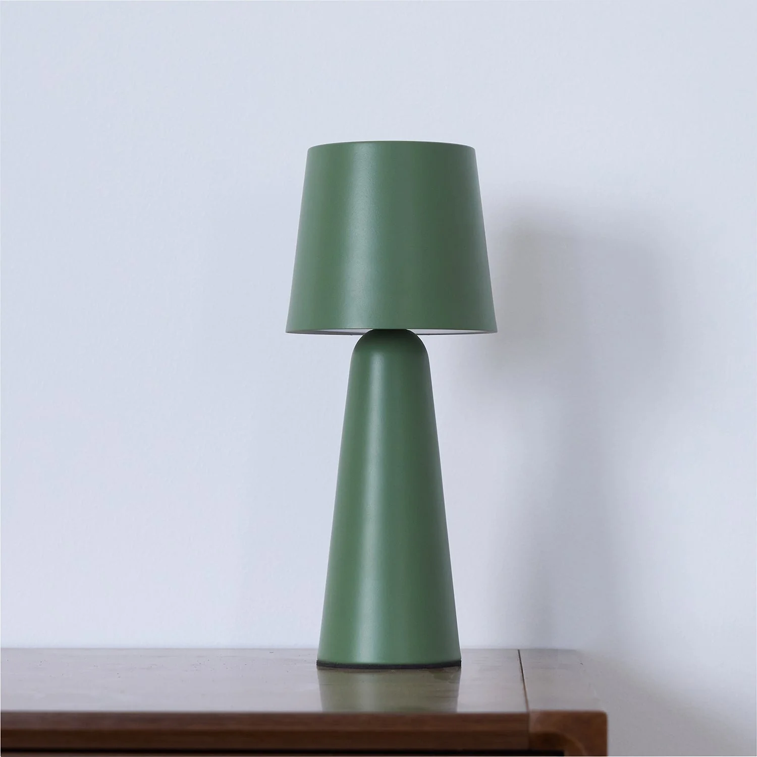 Villeroy Modern Table Lamp - Image 20