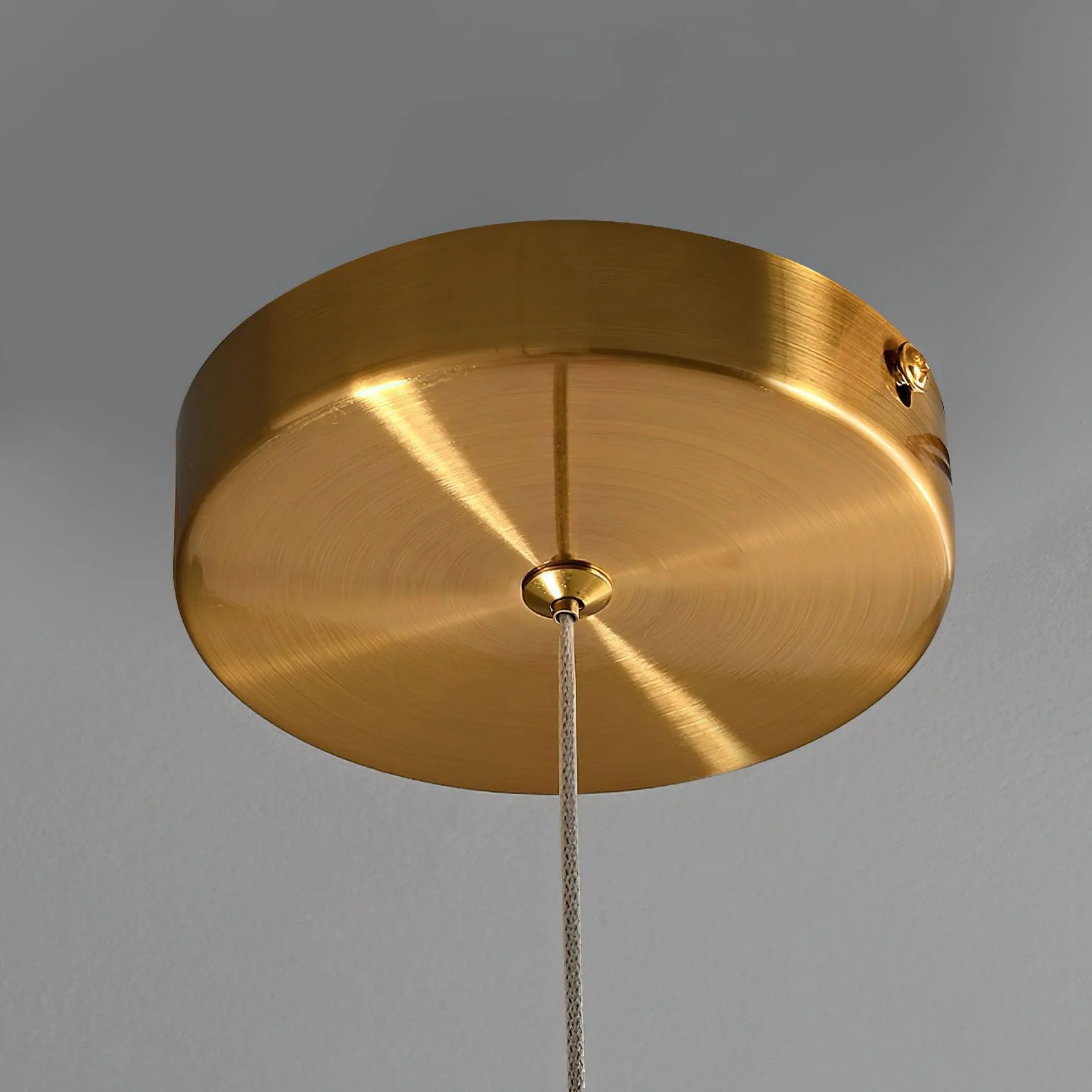 Vire Minimalistic Pendant Light - Image 12