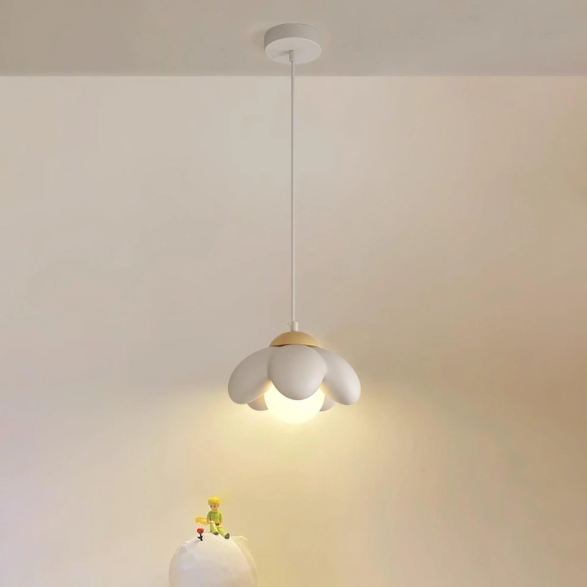 Virelithce Resin Cozy Artistic Pendant Lamp - Image 14