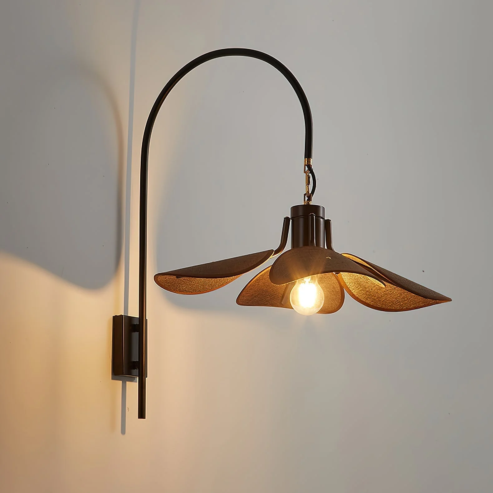 Visilis Premium Nordic Art Bloom Wall Lamp - Image 15