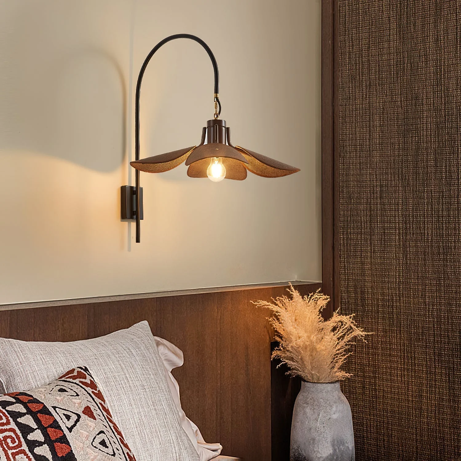 Visilis Premium Nordic Art Bloom Wall Lamp - Image 4