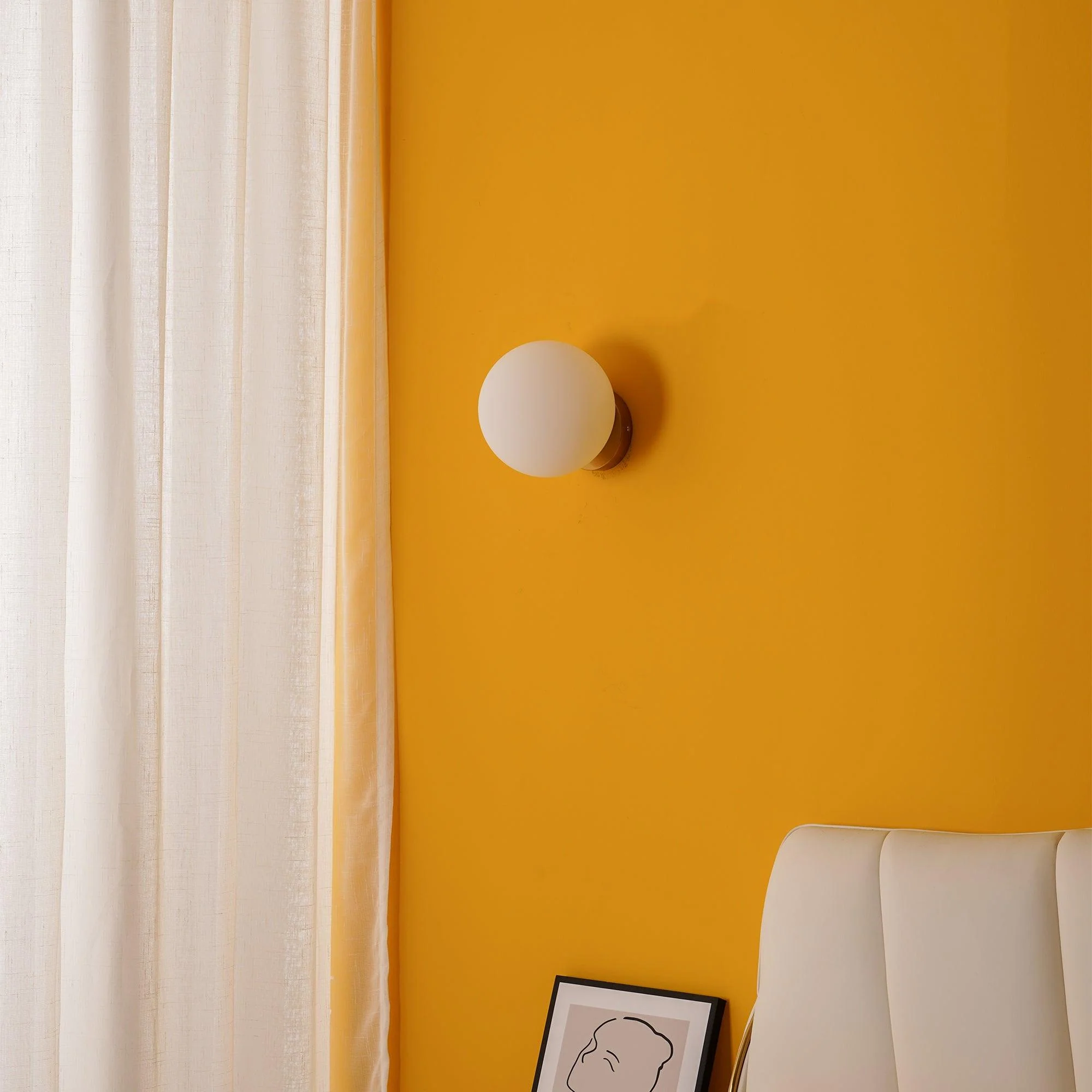 Vivinia Modern Minimalist Wall Lamp - Image 10