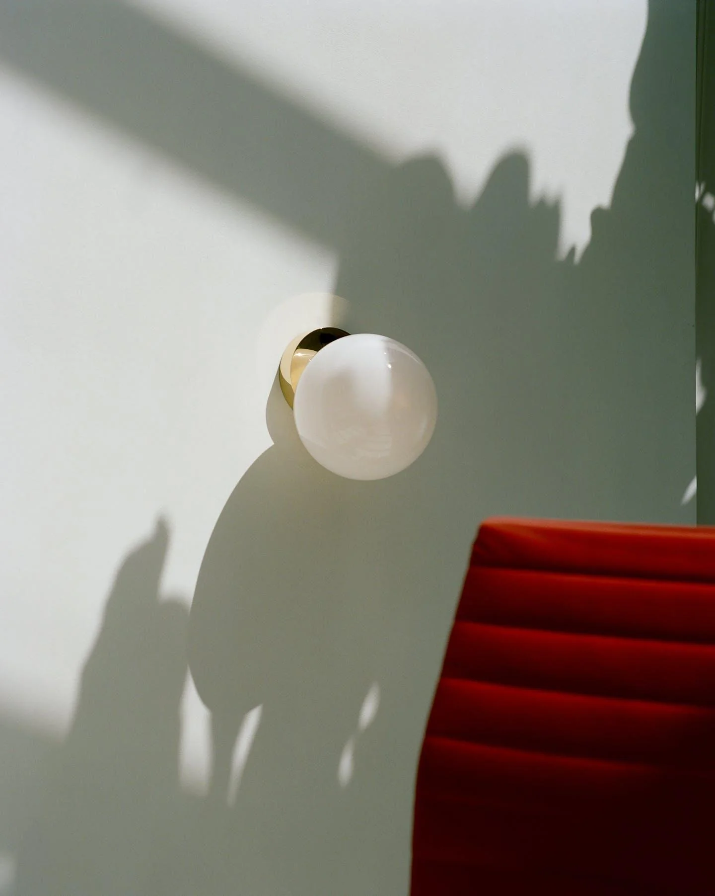 Vivinia Modern Minimalist Wall Lamp - Image 29