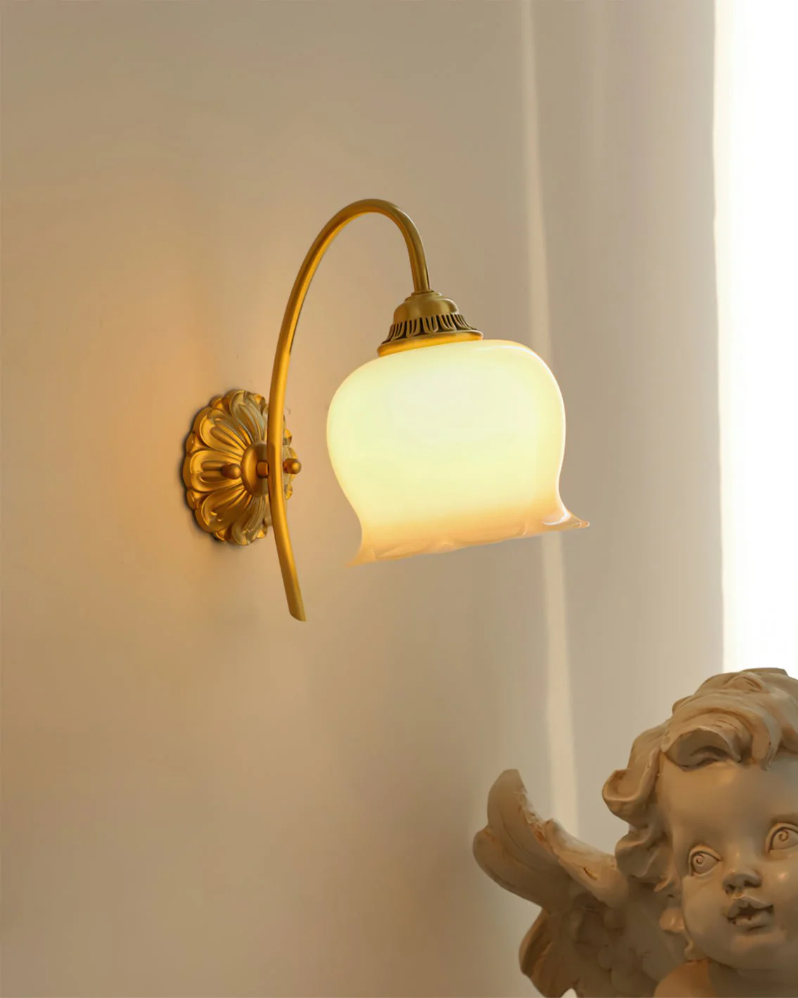 Vivinir Art Flower Brass Resin Wall Lamp - Image 20