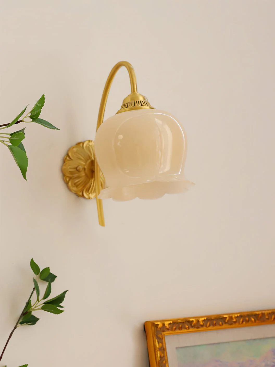 Vivinir Art Flower Brass Resin Wall Lamp - Image 8