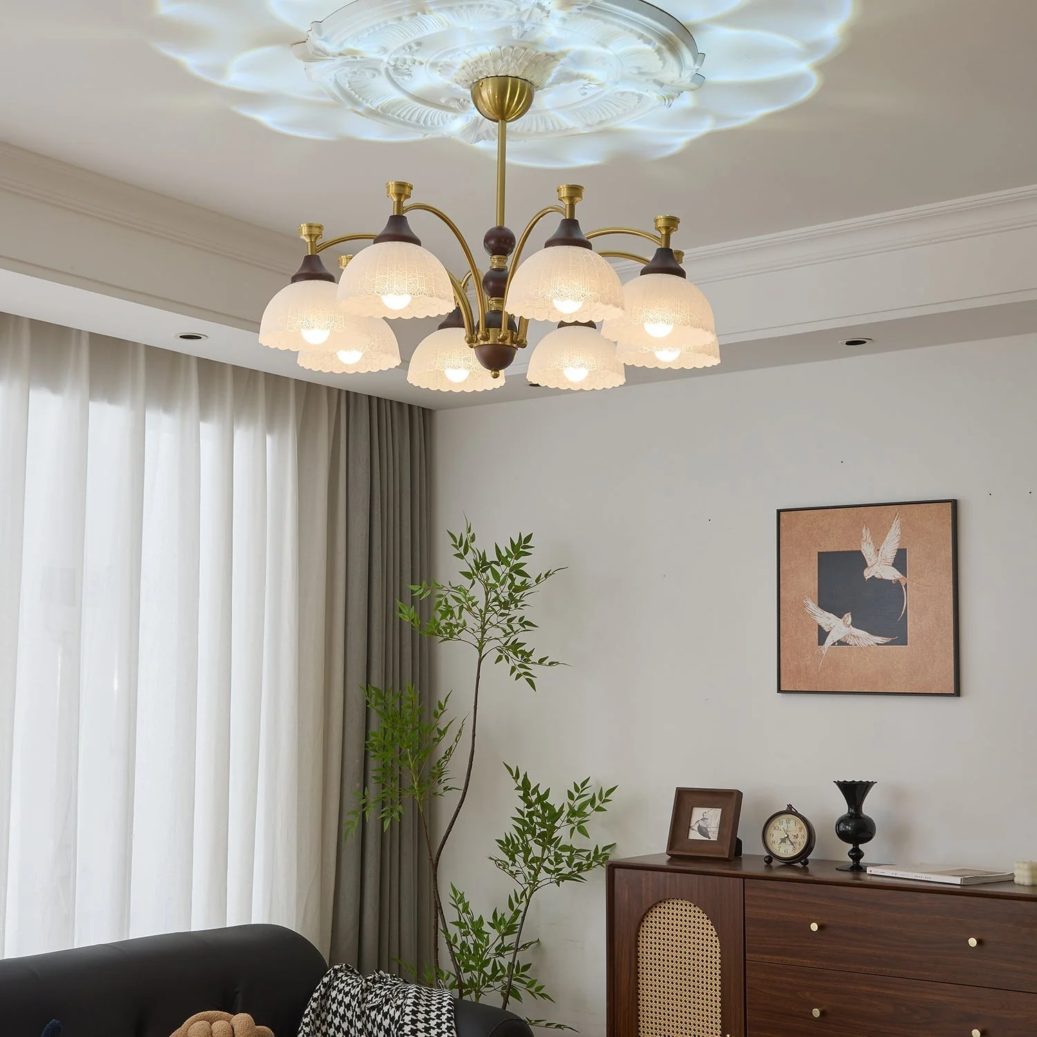 Vosolir Traditional Elegance Wood Chandelier - Image 4