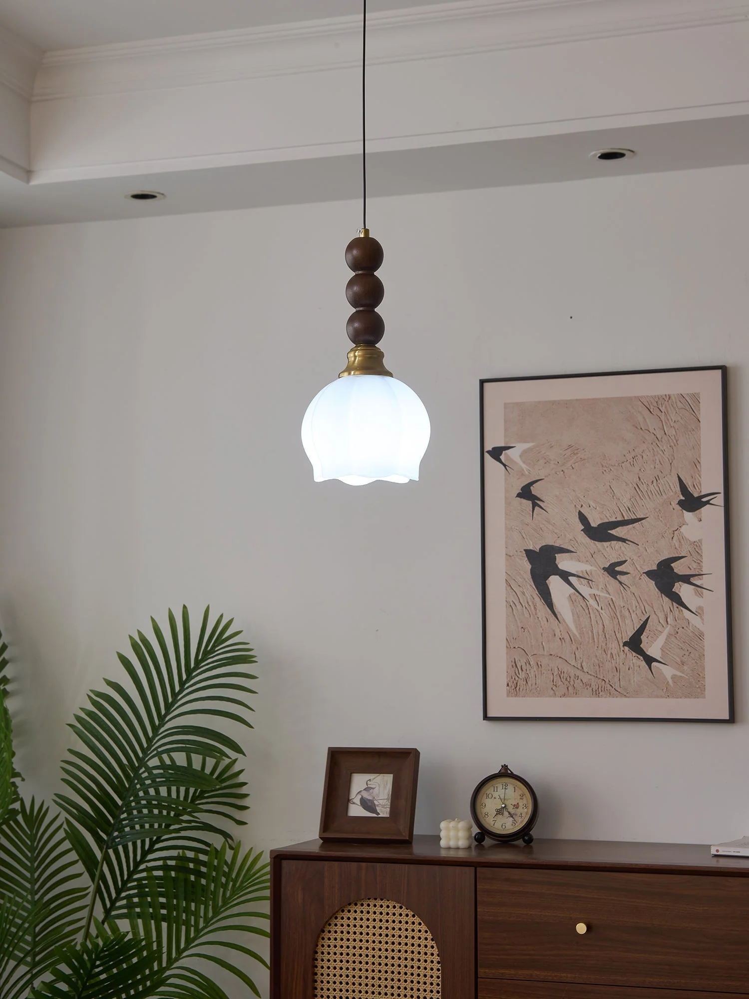 Vothaila Traditional Elegance Vintage Glass Wood Pendant Light - Image 19