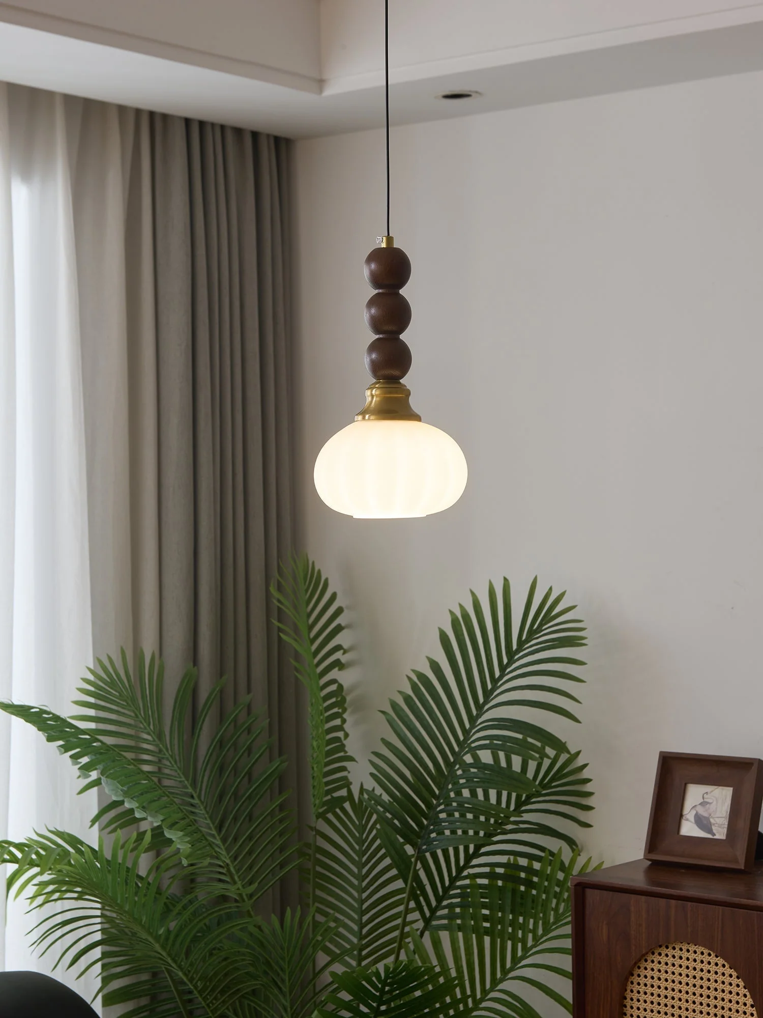 Vothaila Traditional Elegance Vintage Glass Wood Pendant Light - Image 33