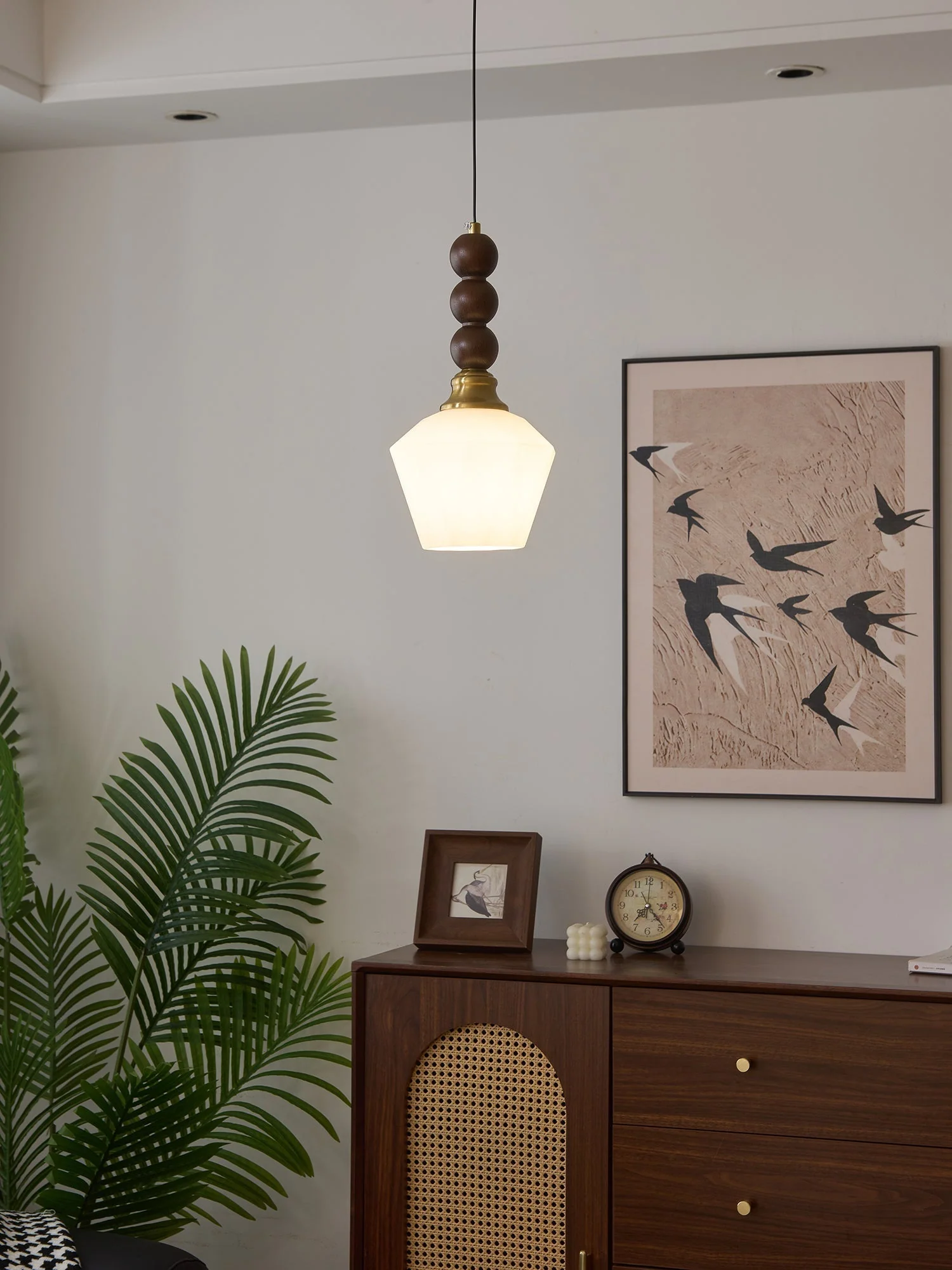 Vothaila Traditional Elegance Vintage Glass Wood Pendant Light - Image 37