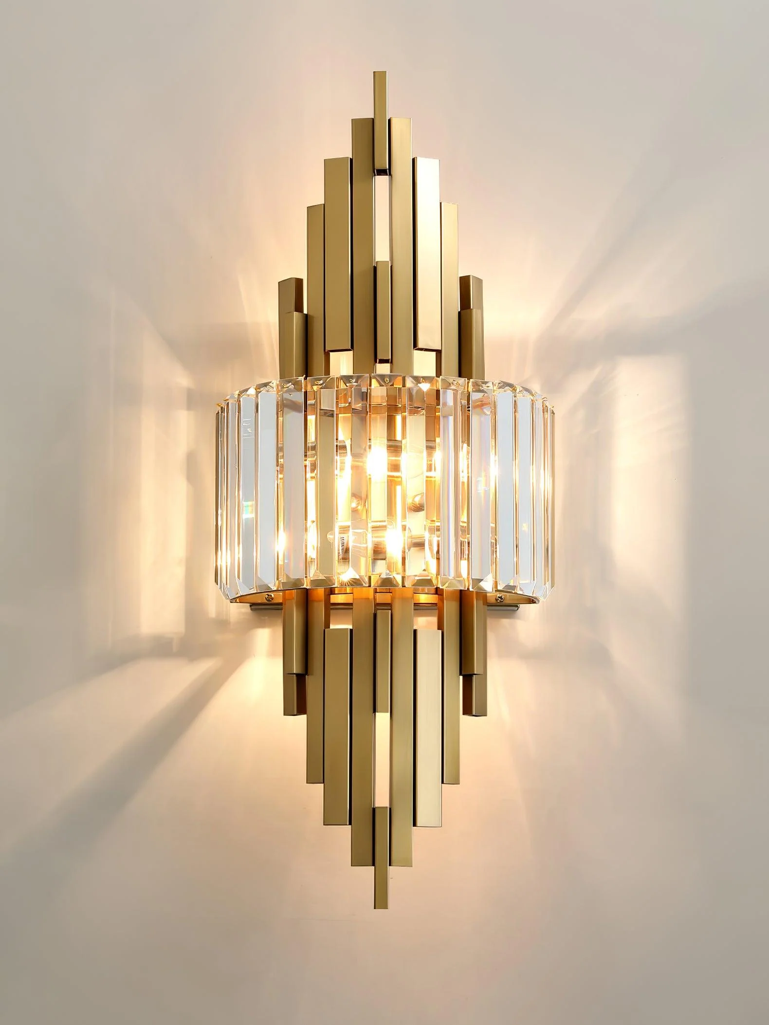 Voveliel Postmodern Luxury Crystal Glass Wall Lamp - Image 3