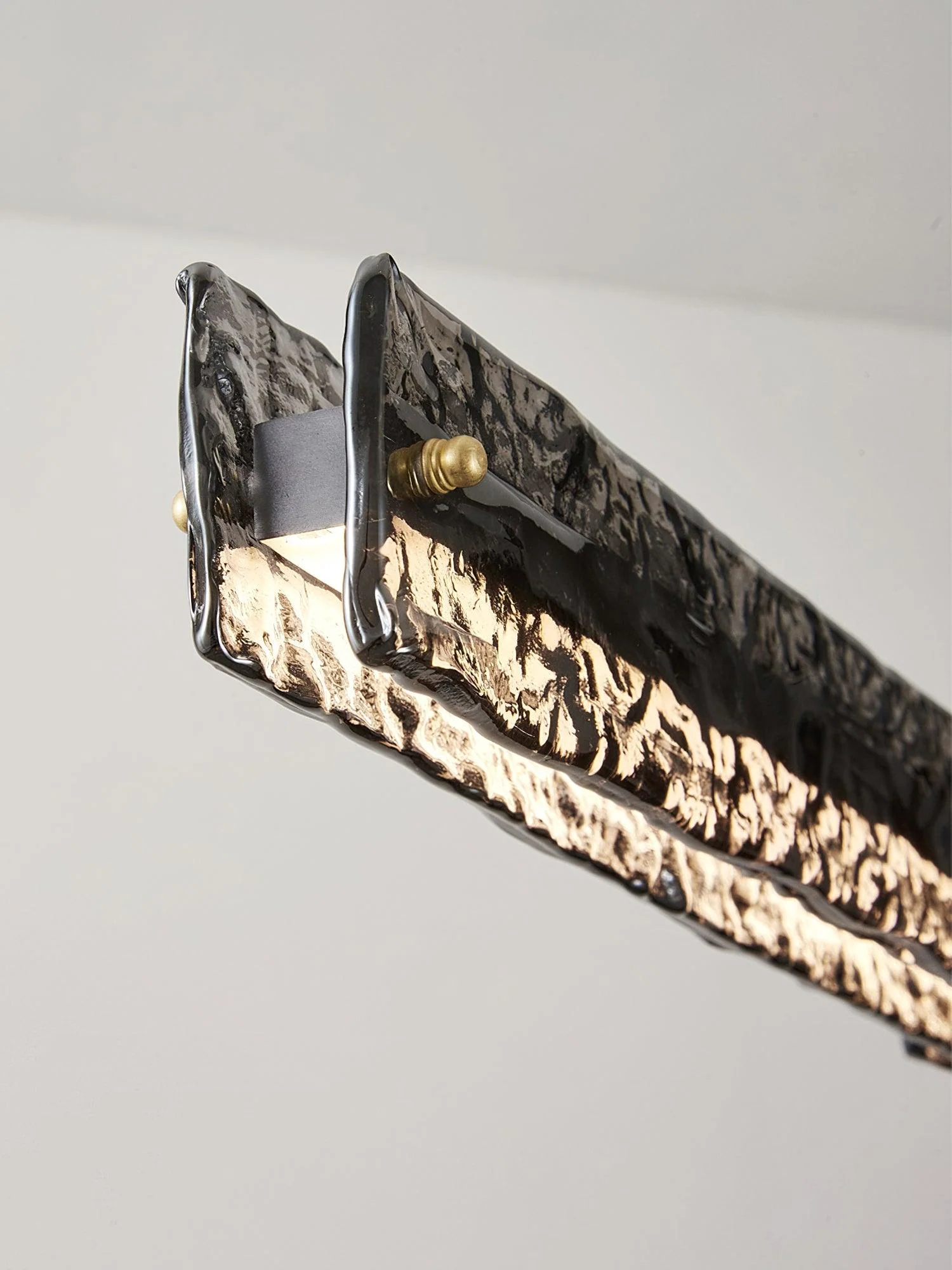 Welsey Linear Modern Pendant Light - Image 4