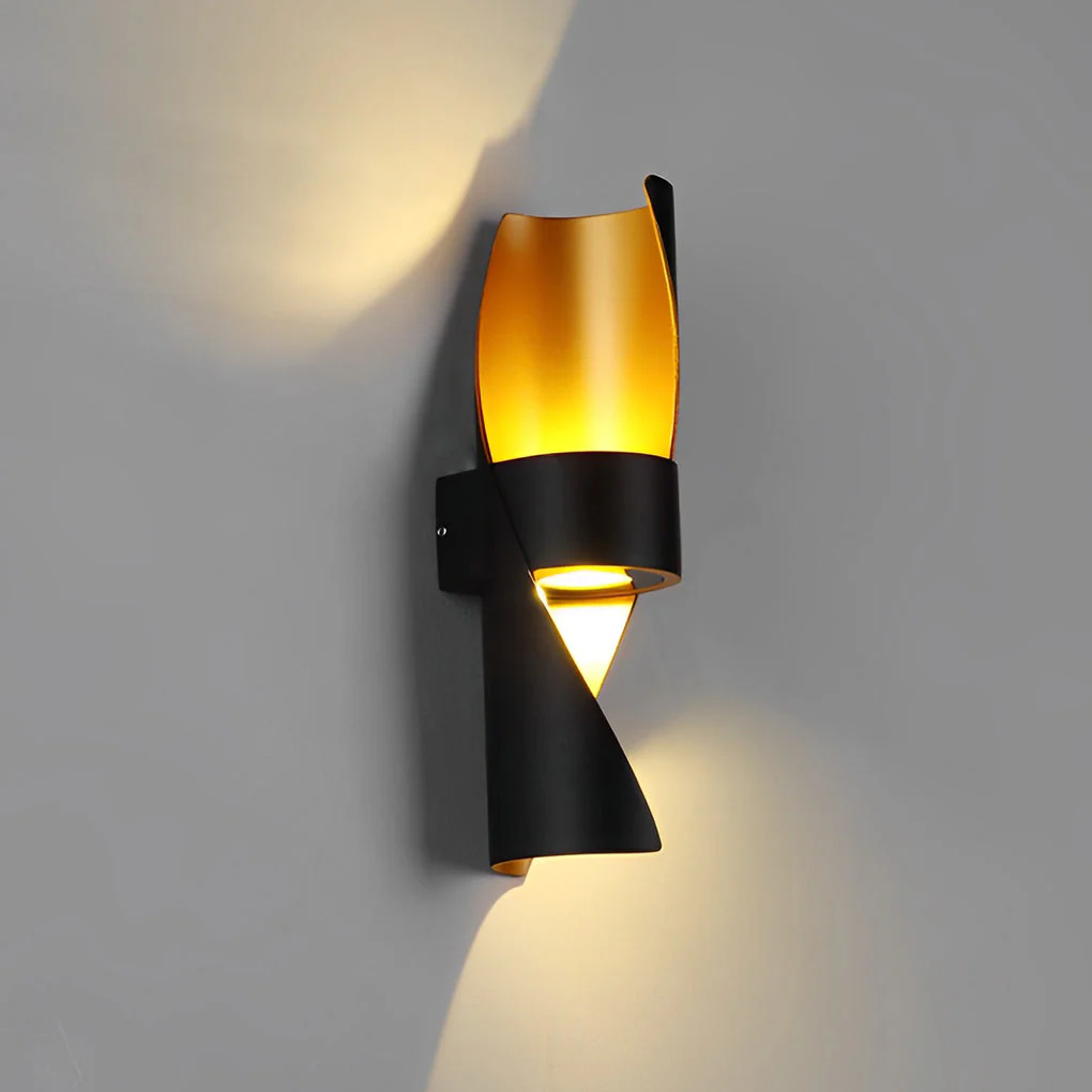 Wever Spiral Outdoor Wall Mounted Light - Image 9