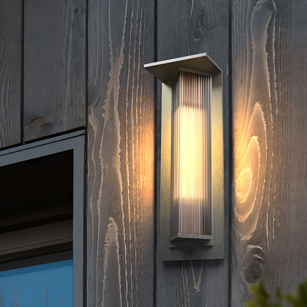 Wthy LED Solar Vintage Outdoor Wall Light