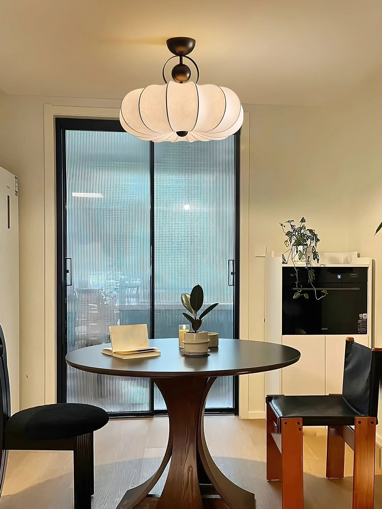 Yunshui Petal Fabric Bronze Pendant Light - Image 5
