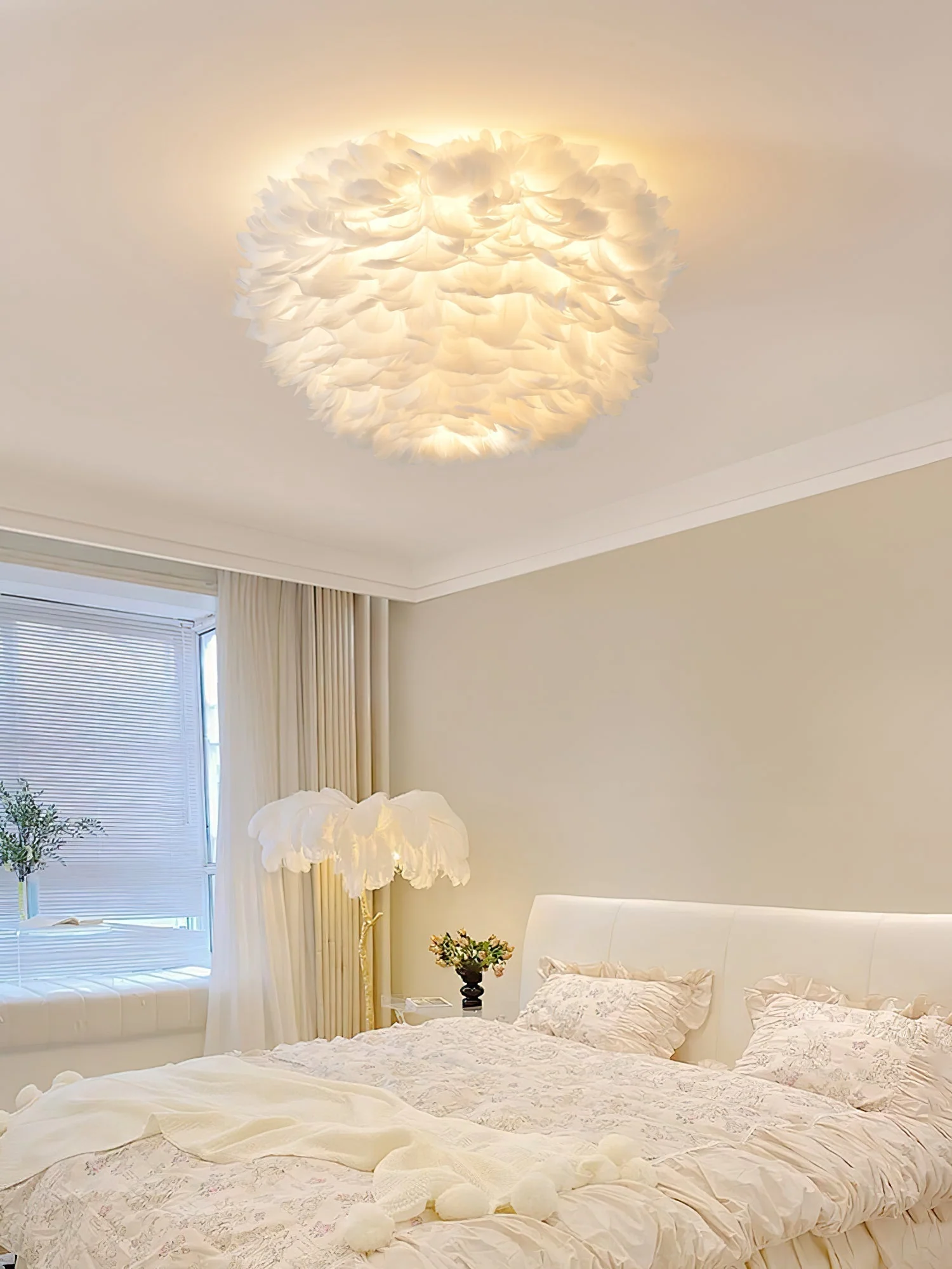 Zalore Premium Nordic Art Feathered Ceiling Lamp - Image 31