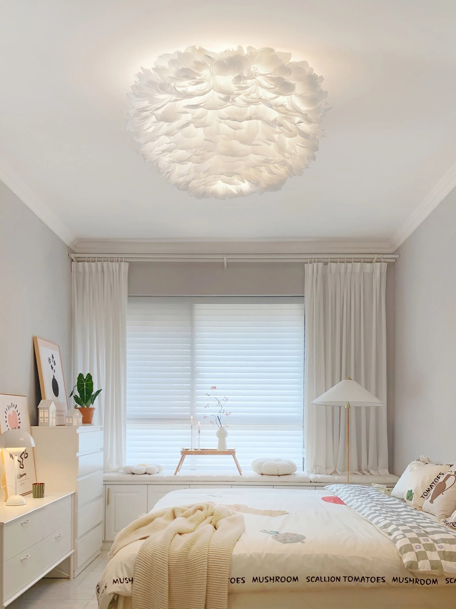 Zalore Premium Nordic Art Feathered Ceiling Lamp - Image 32