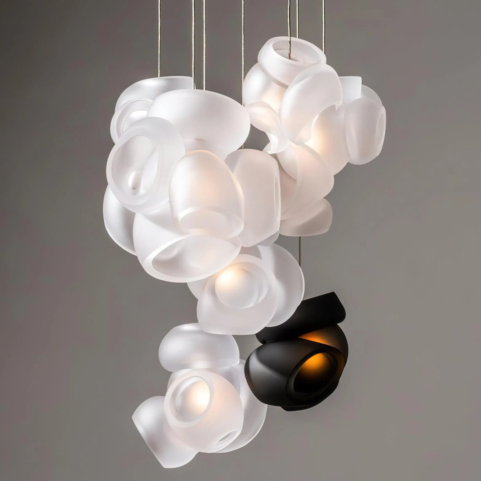 Zamarir Bubbles Cluster Glass Pendant Light - Image 26