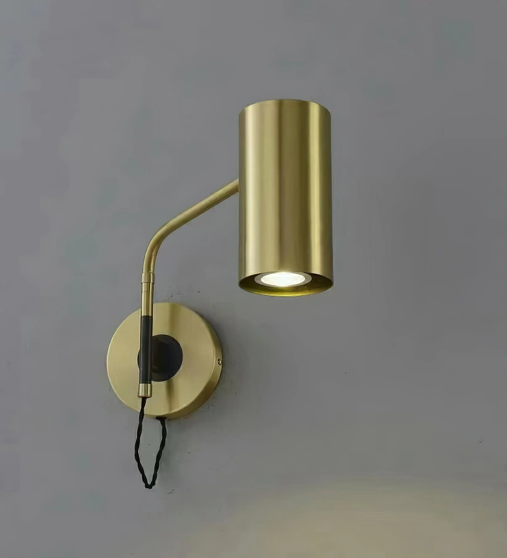 Zarase Steel Industrial Wall Lamp - Image 4