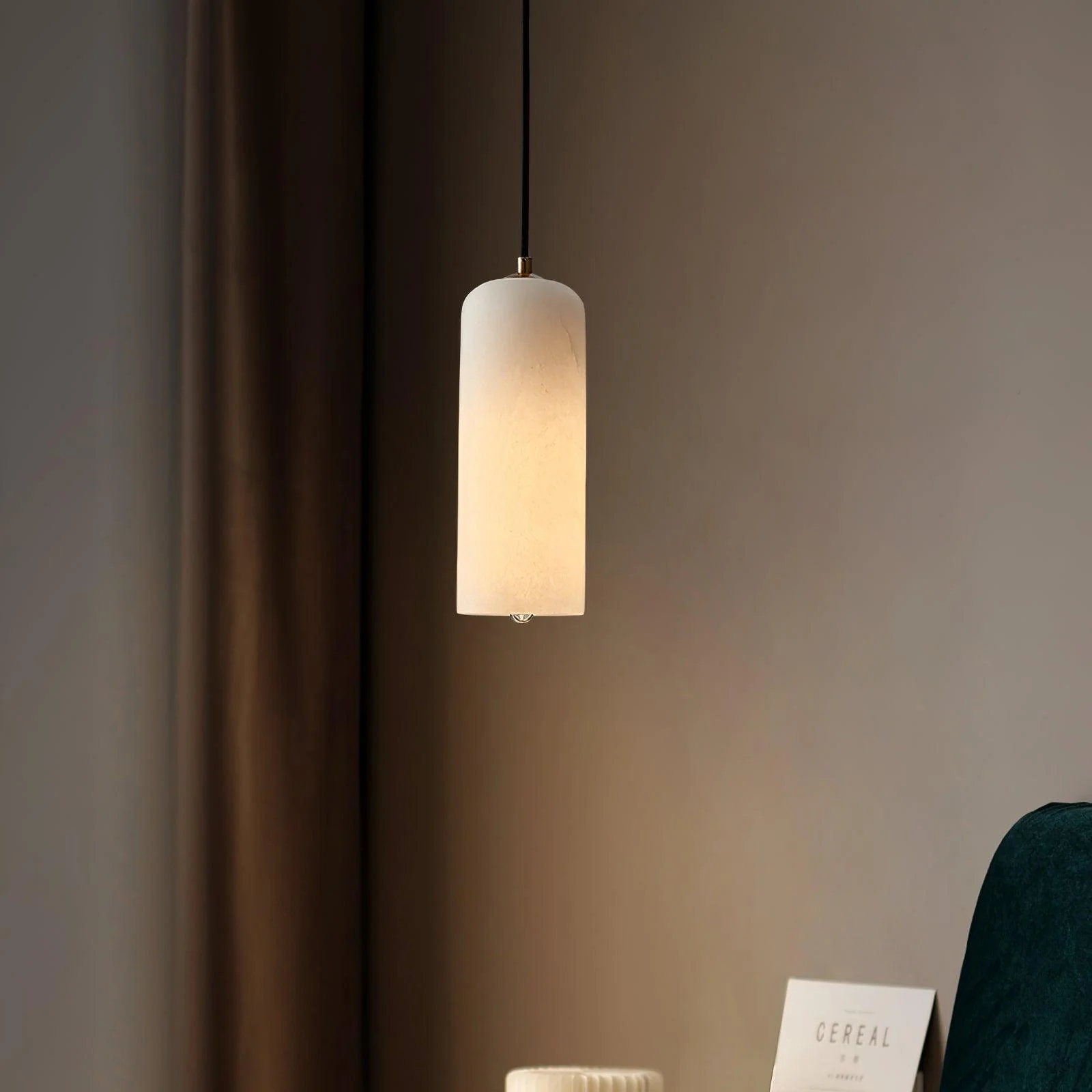Zashayra Cylindrical Alabaster Pendant Light - Image 4