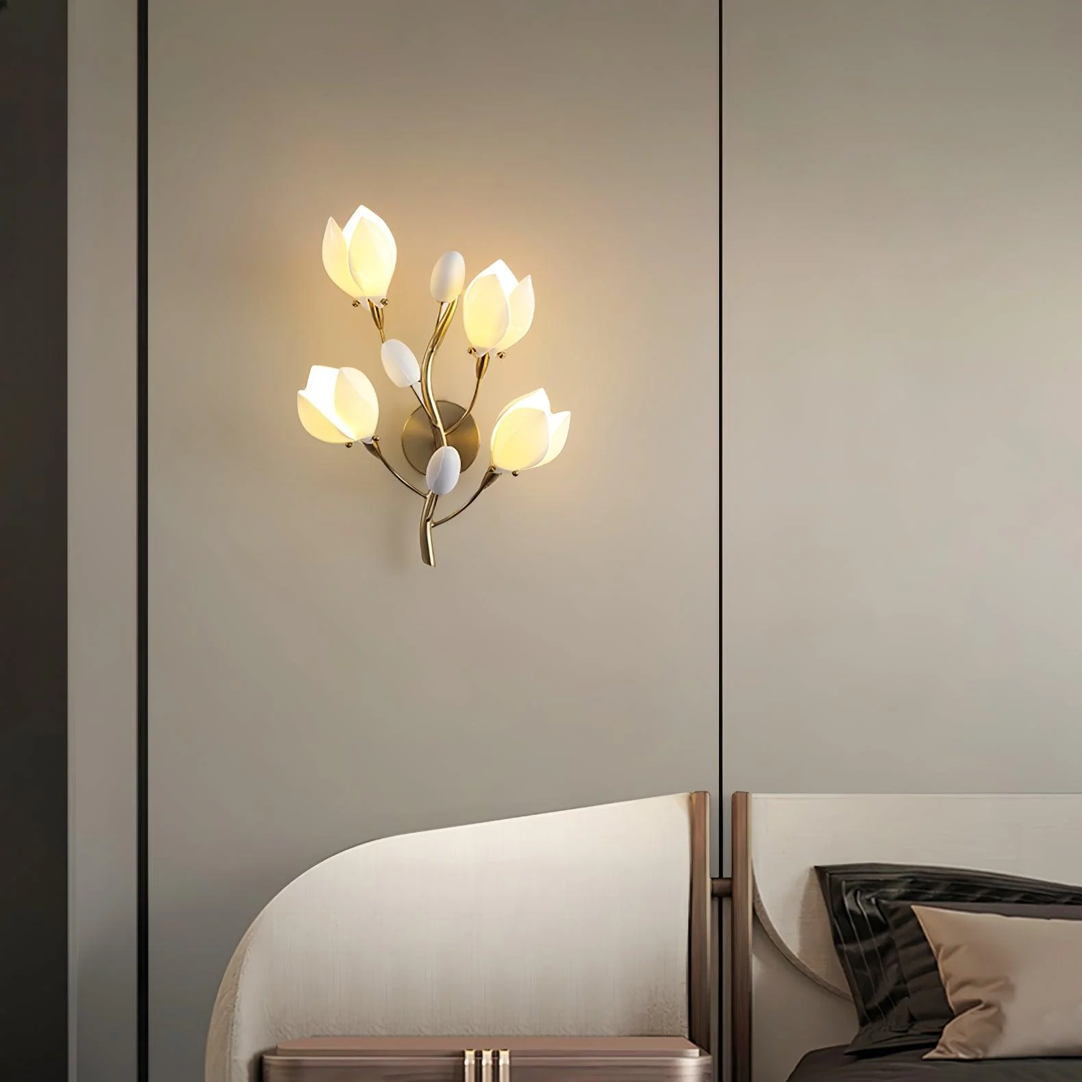 Zasila Magnolia Elegance Ceramic Wall Lamp - Image 13