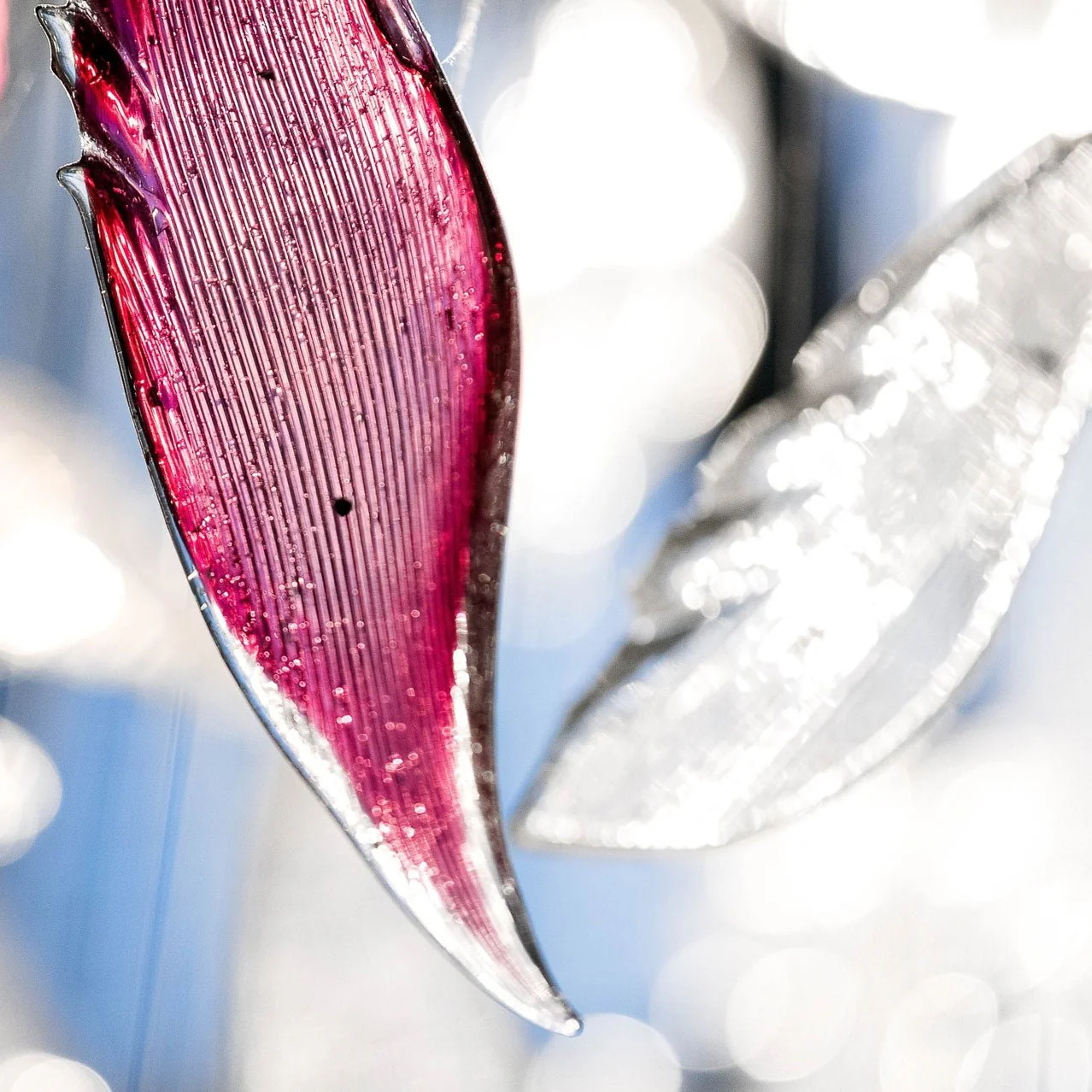 Zathaara Glass Feather Shape  Chandelier - Image 19