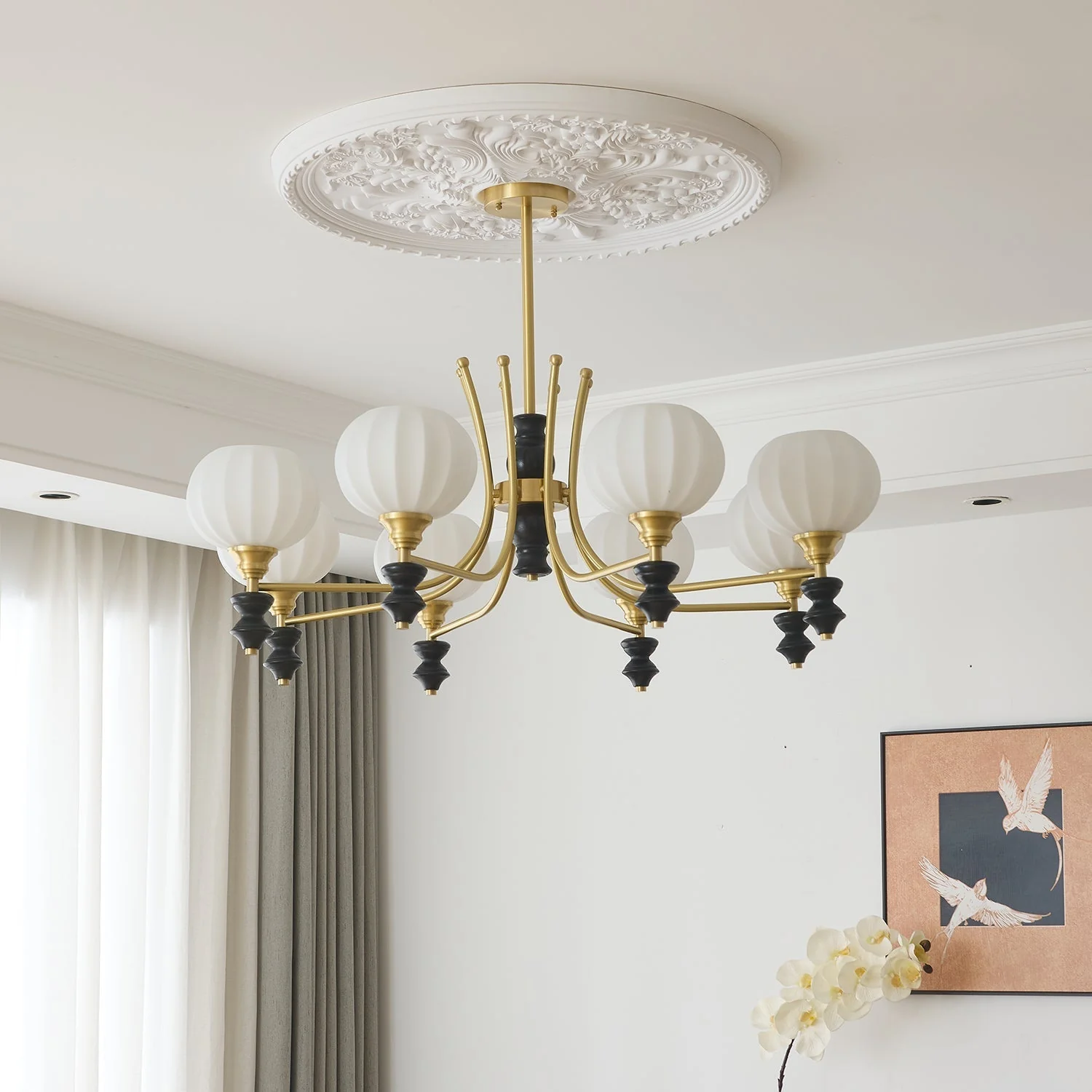 Zavenen Traditional Elegance Vintage Brass Wood Chandelier - Image 15