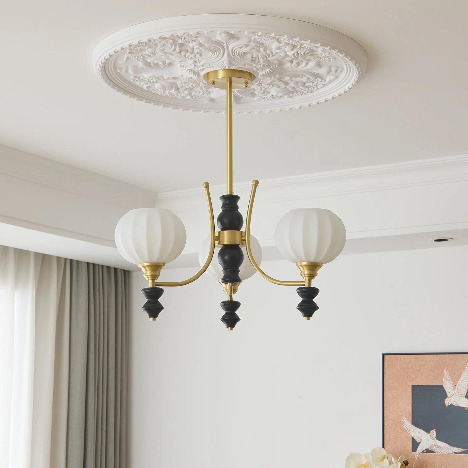 Zavenen Traditional Elegance Vintage Brass Wood Chandelier - Image 18