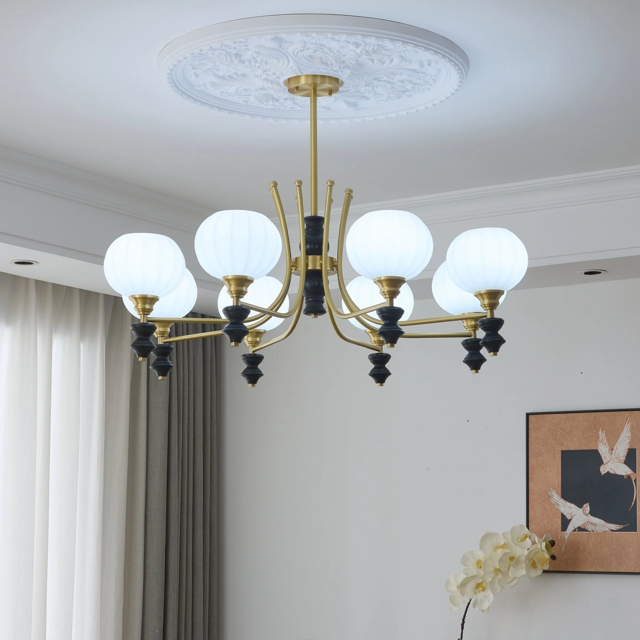 Zavenen Traditional Elegance Vintage Brass Wood Chandelier - Image 22