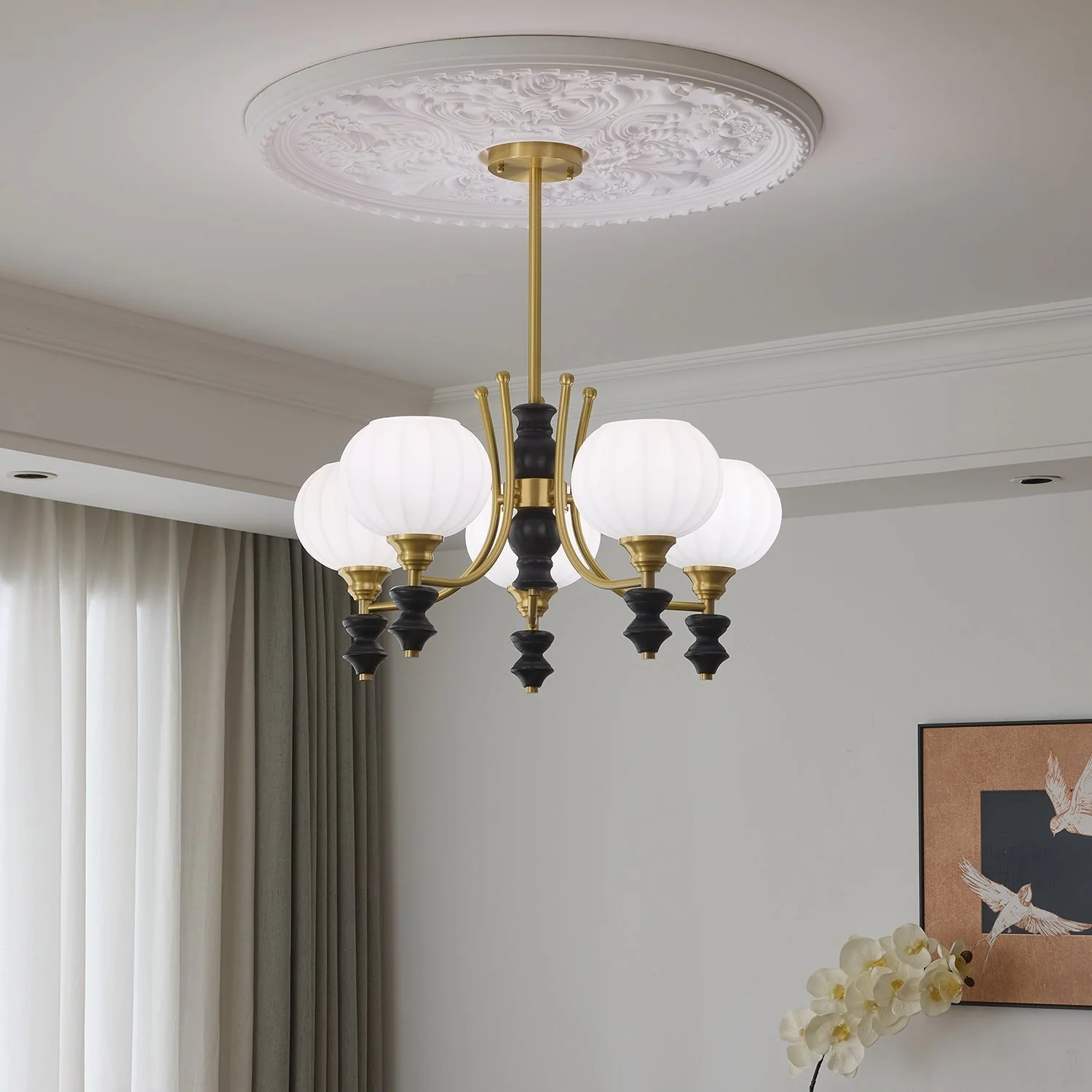 Zavenen Traditional Elegance Vintage Brass Wood Chandelier - Image 24