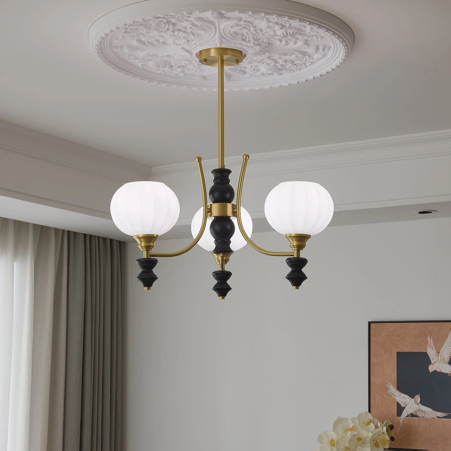 Zavenen Traditional Elegance Vintage Brass Wood Chandelier - Image 26