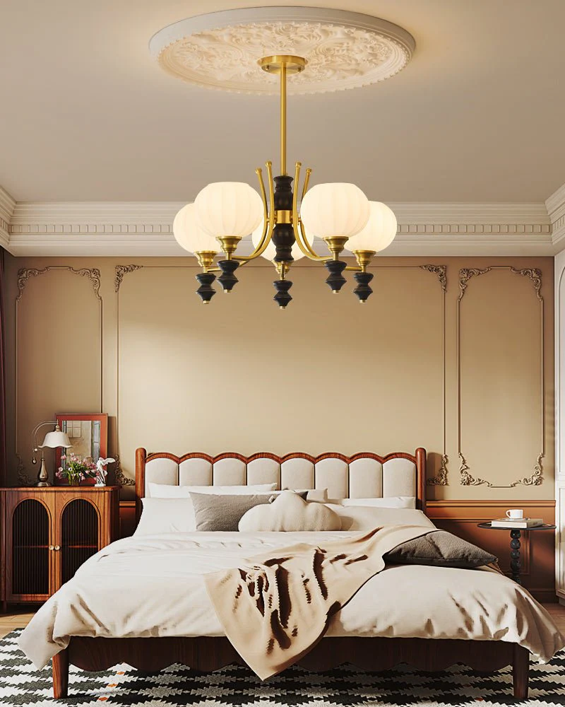 Zavenen Traditional Elegance Vintage Brass Wood Chandelier - Image 5