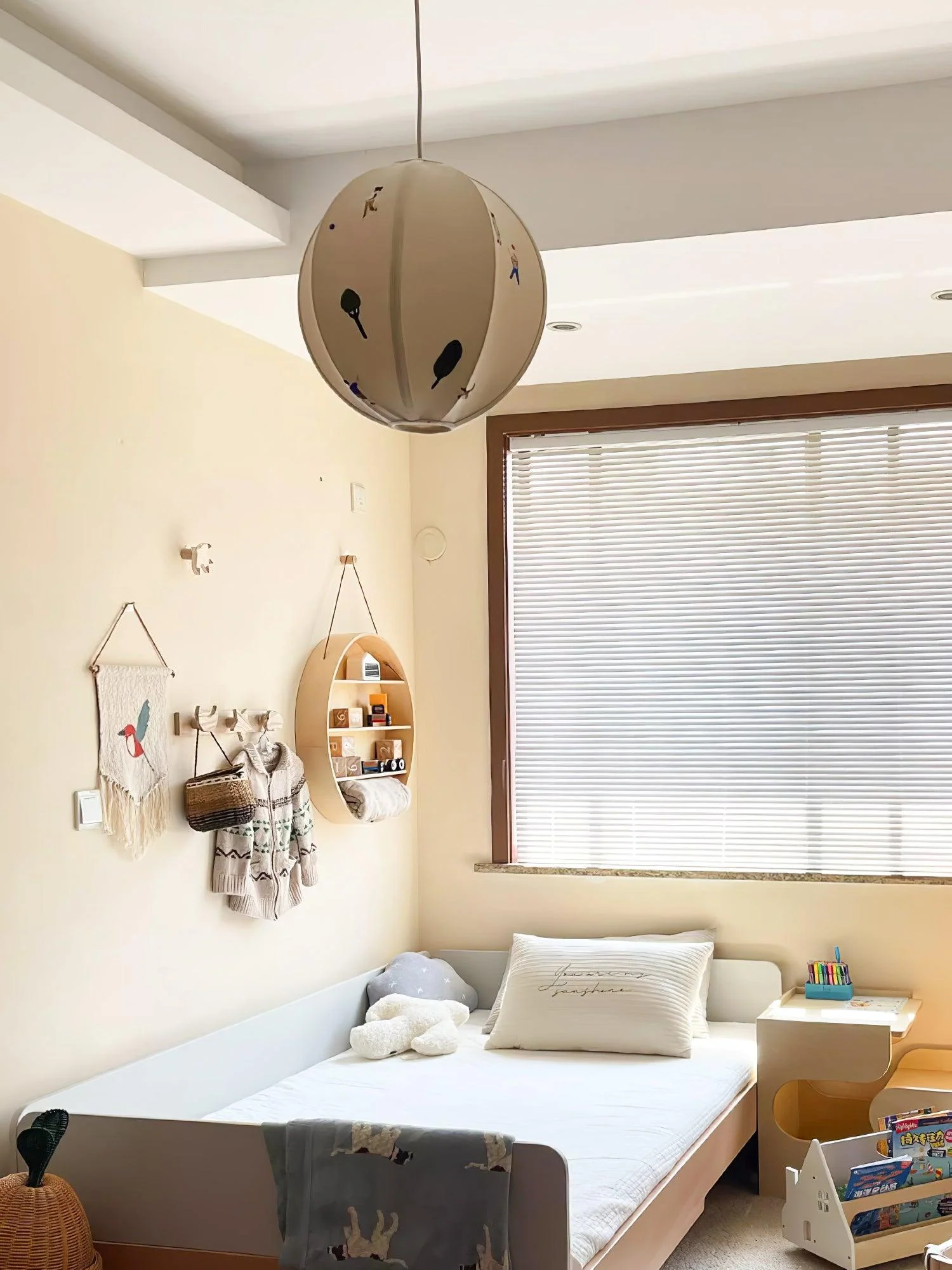 Zelarace Fabric Pendant Lamp - Image 13