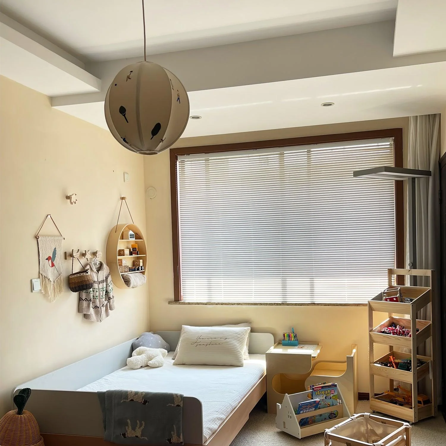 Zelarace Fabric Pendant Lamp - Image 24