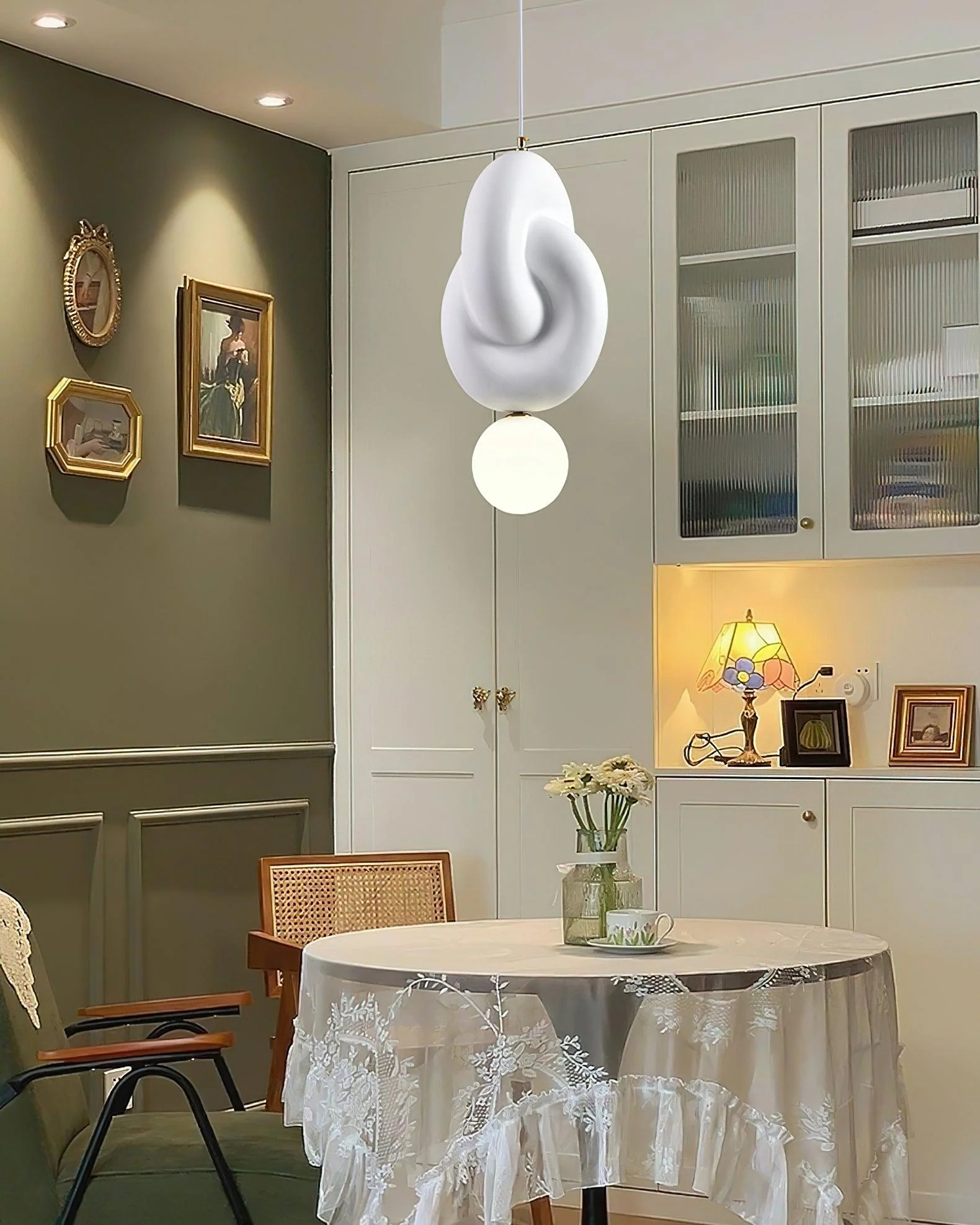 Zelireth Individual Creativity Resin Glass Pendant Lamp - Image 3