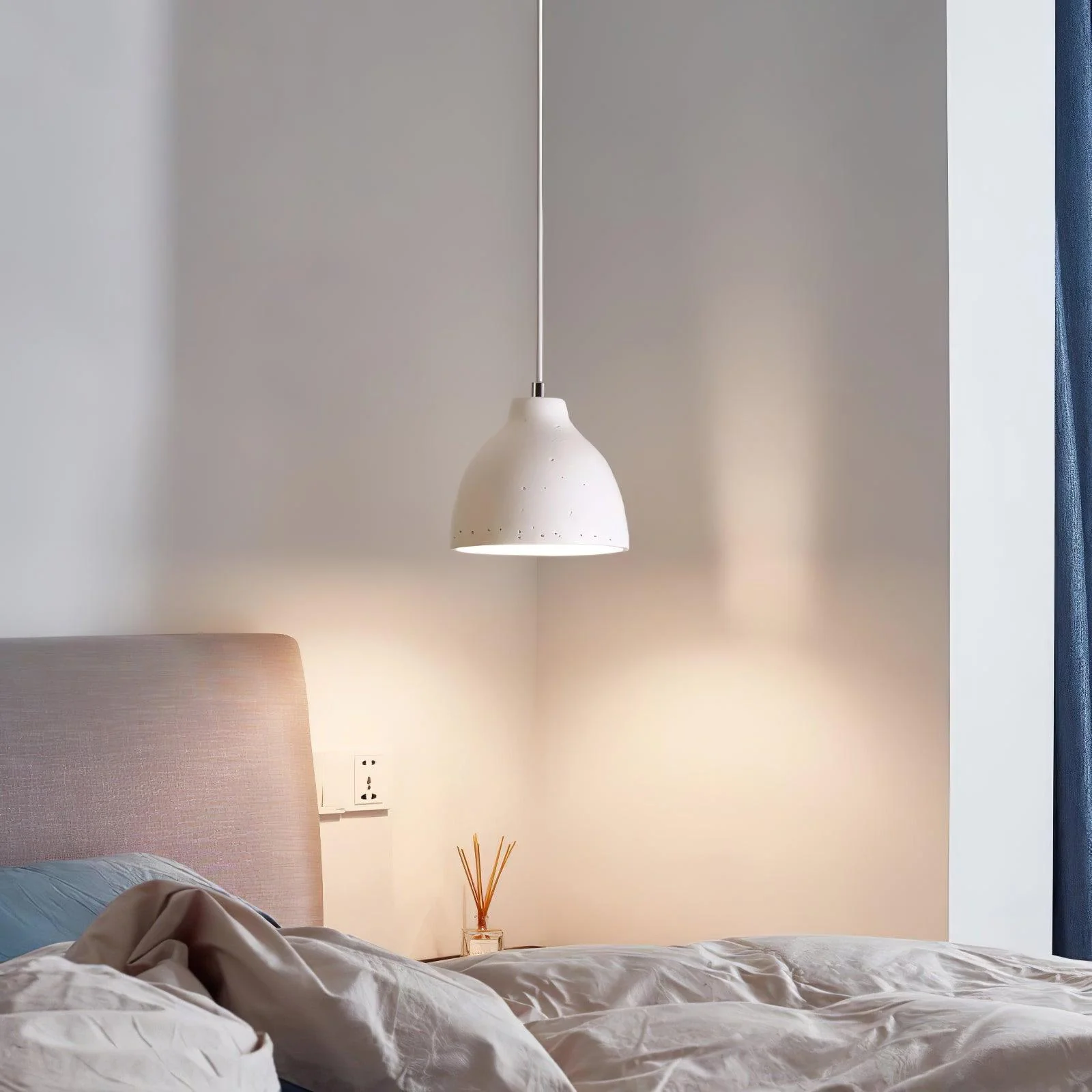 Zelora Resin Classic Pendant Lamp - Image 28