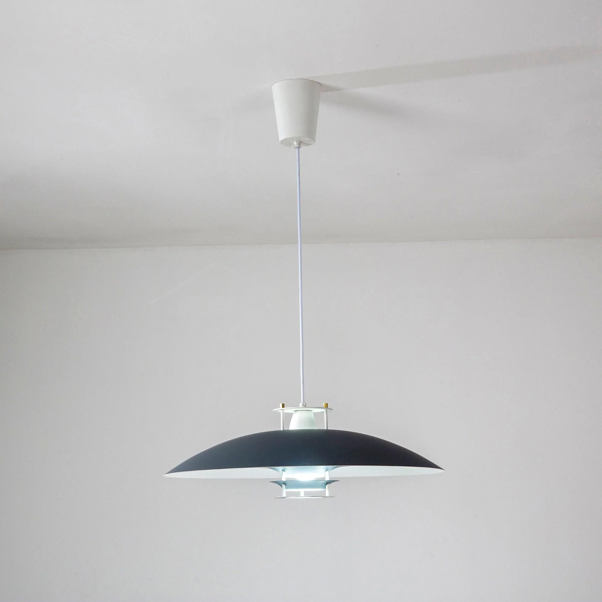 Zenith Modern Aluminum Pendant Light - Image 22